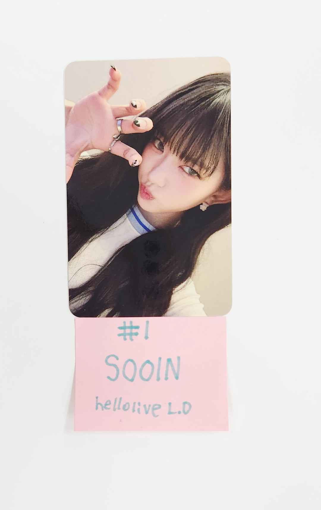 MEOVV "MY EYES OPEN VVIDE" - HelloLive Lucky Draw Event Photocard [25.8.5]