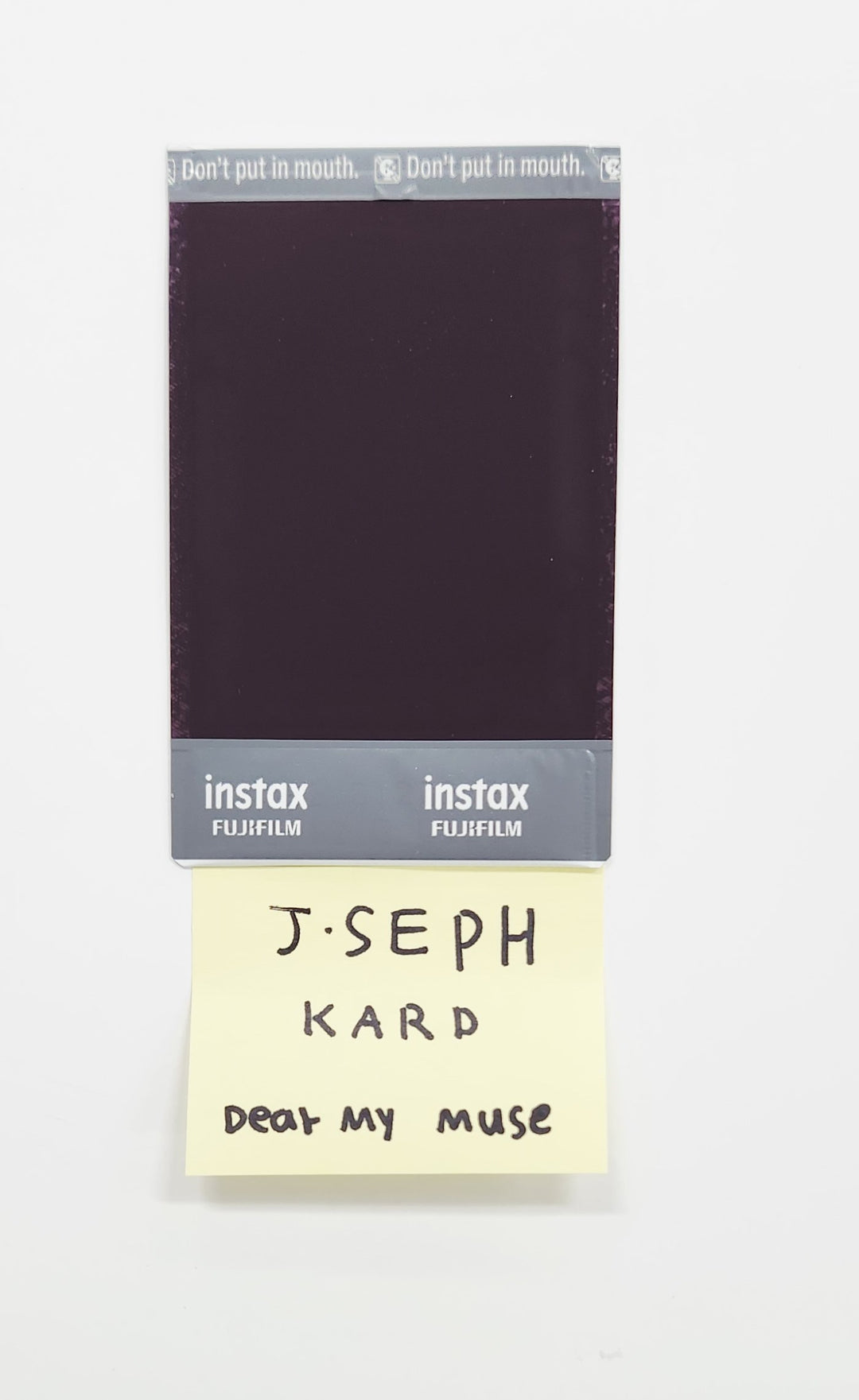 KARD  - Hand Autograhped(Signed) J.seph Polaroid & Hand Autograhped(Signed) Paper set(4ea) [25.8.6]