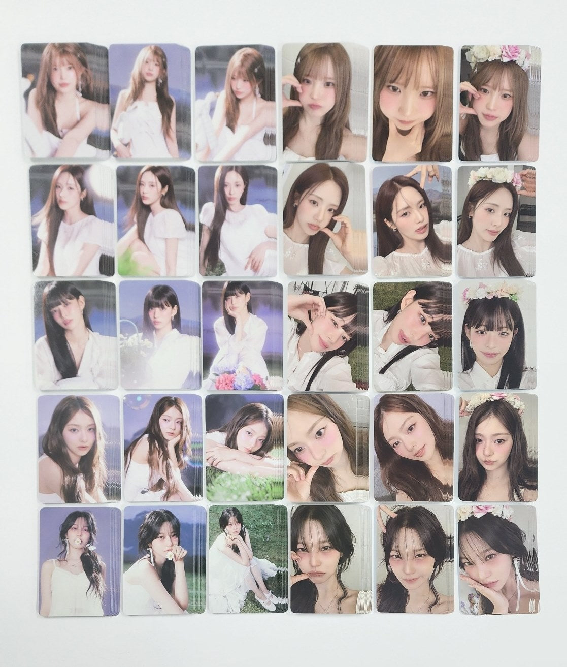 fromis_9 CD4種10枚　直筆サイン特典、フォトカード、ポスター付 Fromis_9 - HALLYUSUPERSTORE
