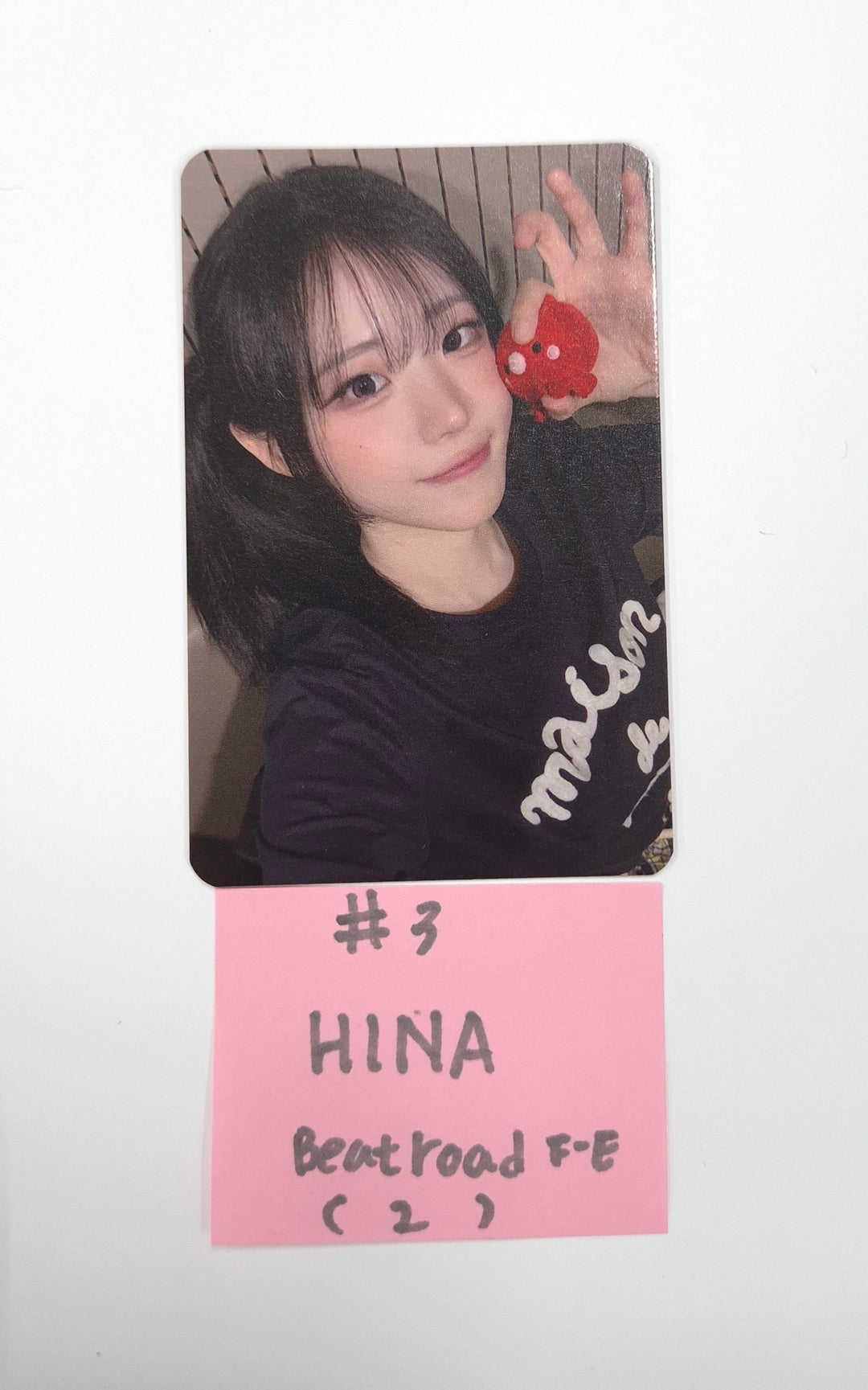 QWER "IN A MILLION NOISES, I'LL BE YOUR HARMONY" - Beatroad Fansign Event Photocard R2 [25.8.8]