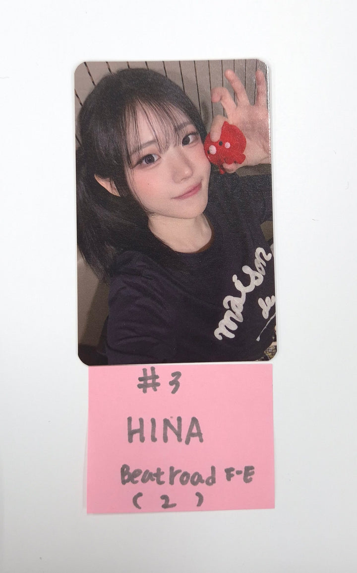 QWER "IN A MILLION NOISES, I'LL BE YOUR HARMONY" - Beatroad Fansign Event Photocard R2 [25.8.8]