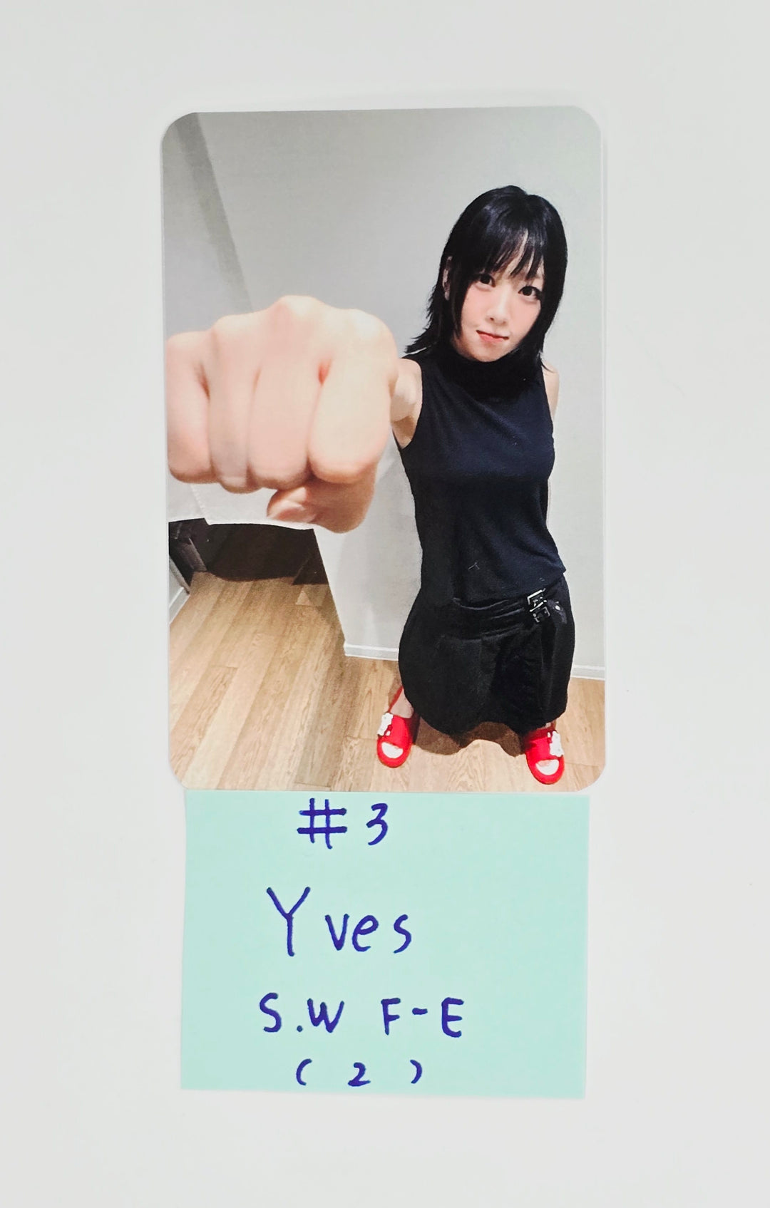 Yves "Soft Error" - Soundwave Fansign Event Photocard [25.8.11]