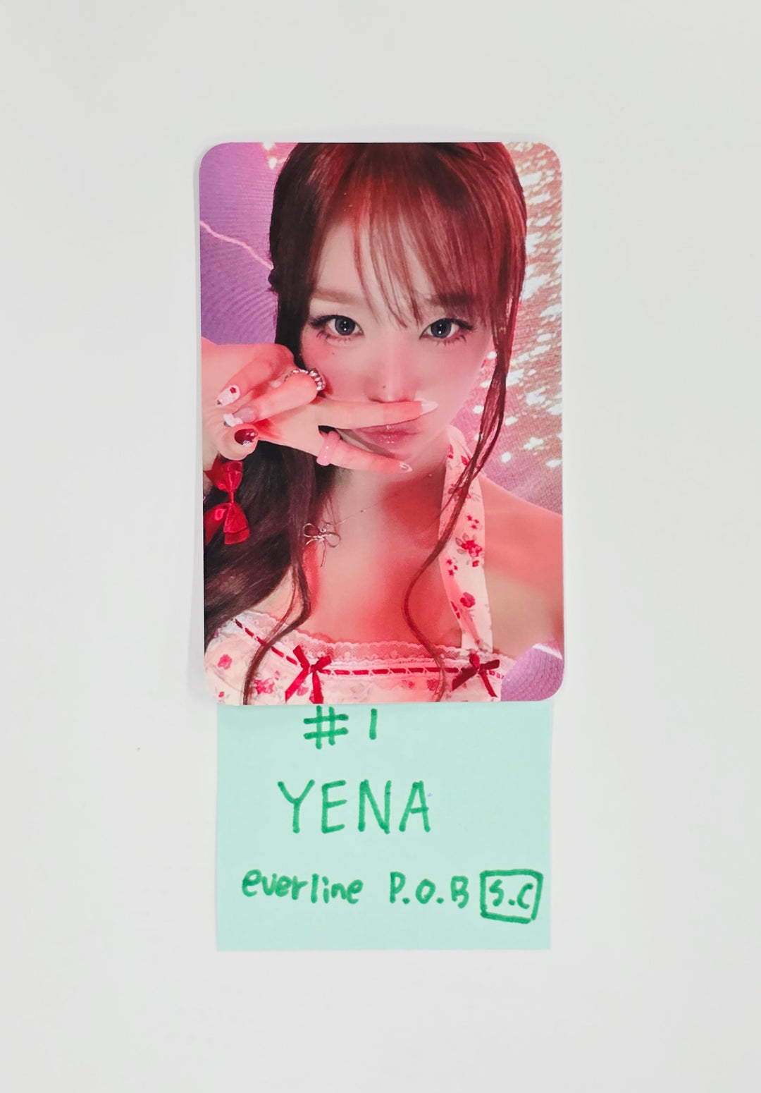 YENA "Blooming Wings" - Everline Pre-Order Benefit Photocard (SHOW CASE) [25.8.11]