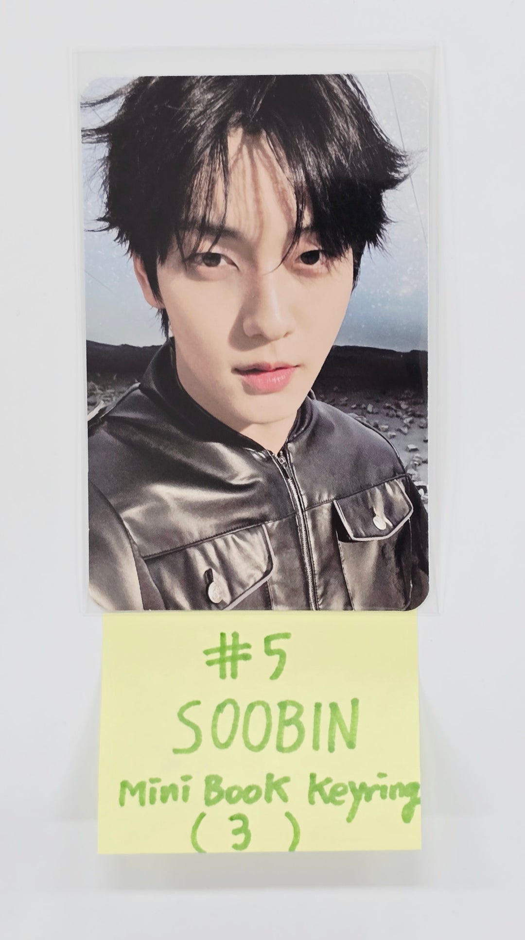 TXT "TOGETHER" - Official Photocard (mini book keyring ver.) [25.8.11]