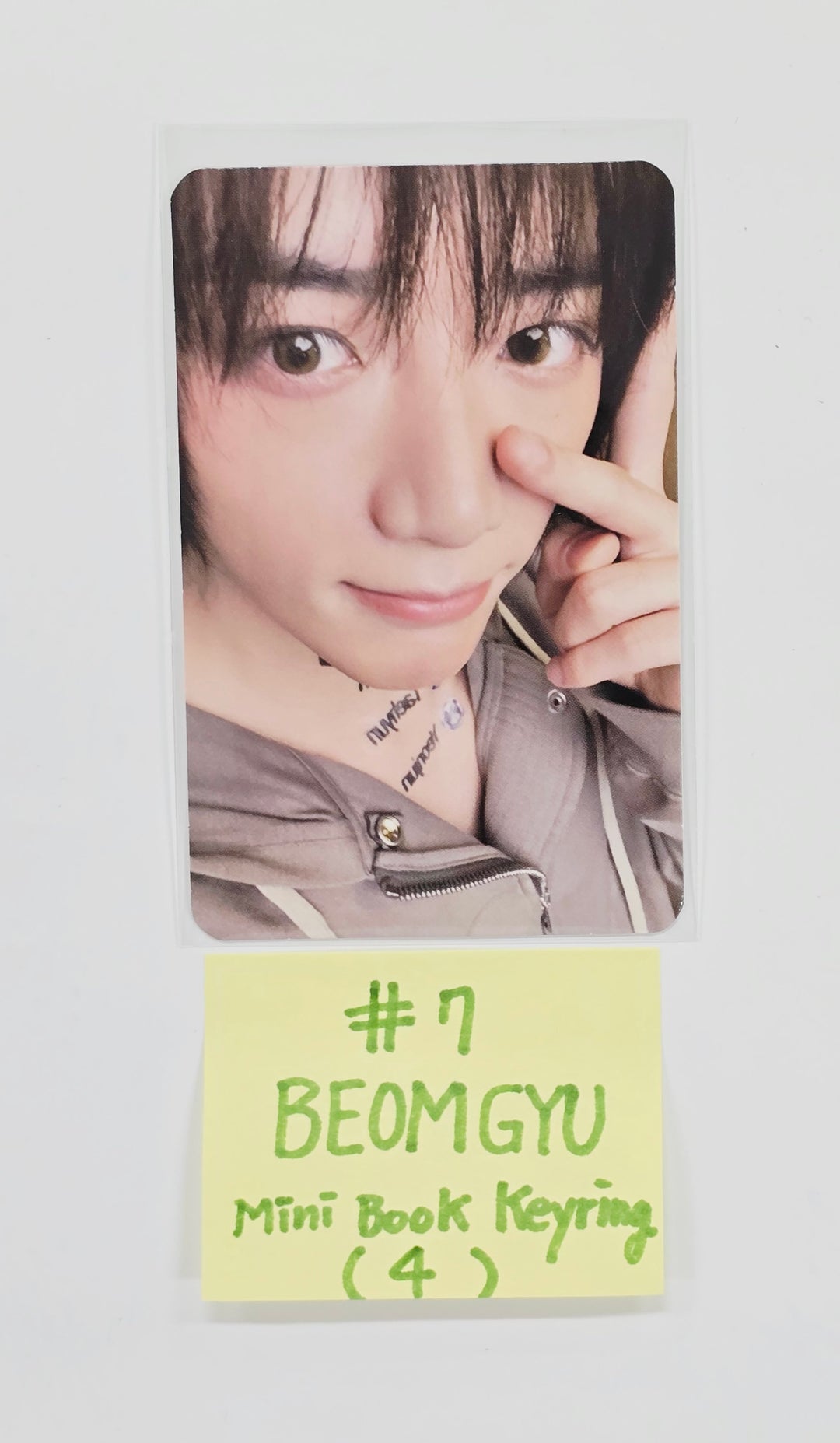 TXT "TOGETHER" - Official Photocard (mini book keyring ver.) [25.8.11]