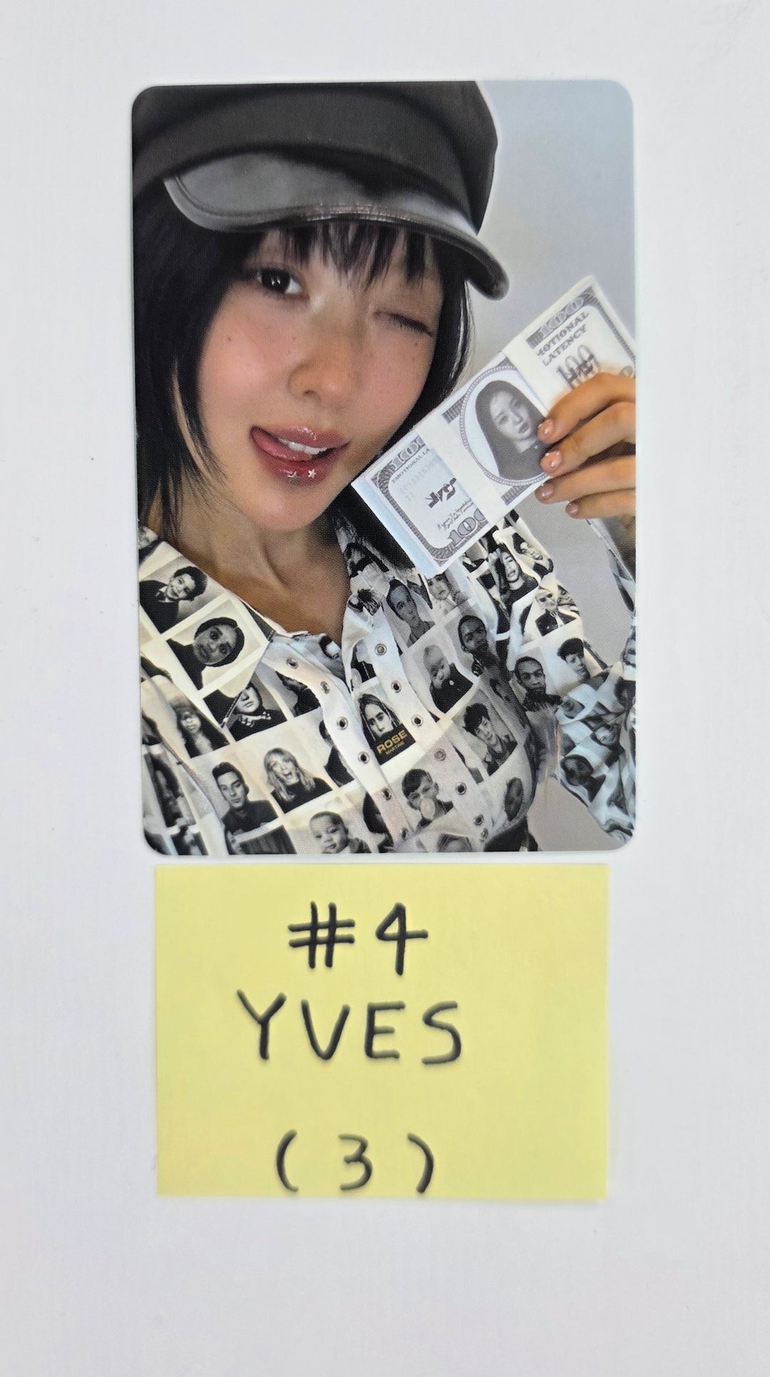 Yves "Soft Error" - Official Photocard [25.8.11]