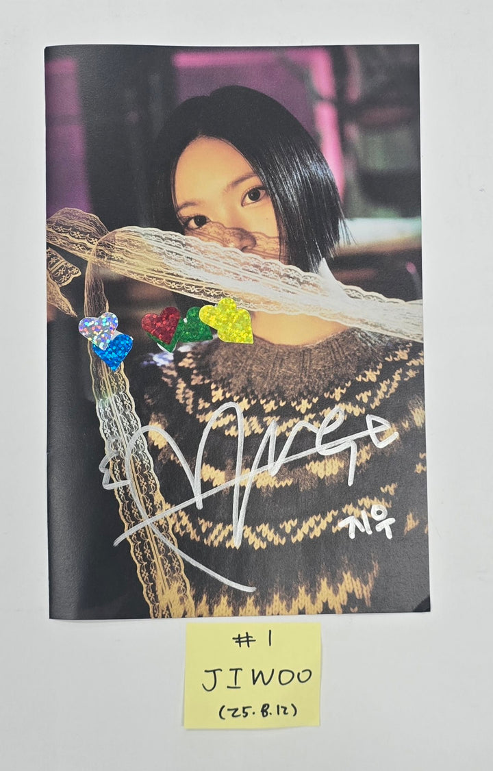 JIWOO (of Hearts2Hearts) "The Chase" - A Cut Page From Fansign Event Album [25.8.12]