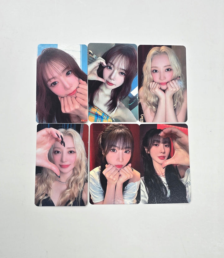 UAU "Playlist #You Are You" - InterAsia Fansign Event Photocard [25.8.12]