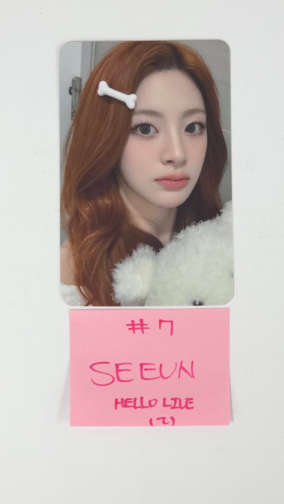 STAYC "I WANT IT" - Hello Live Fansign Event Photocard [25.8.13]
