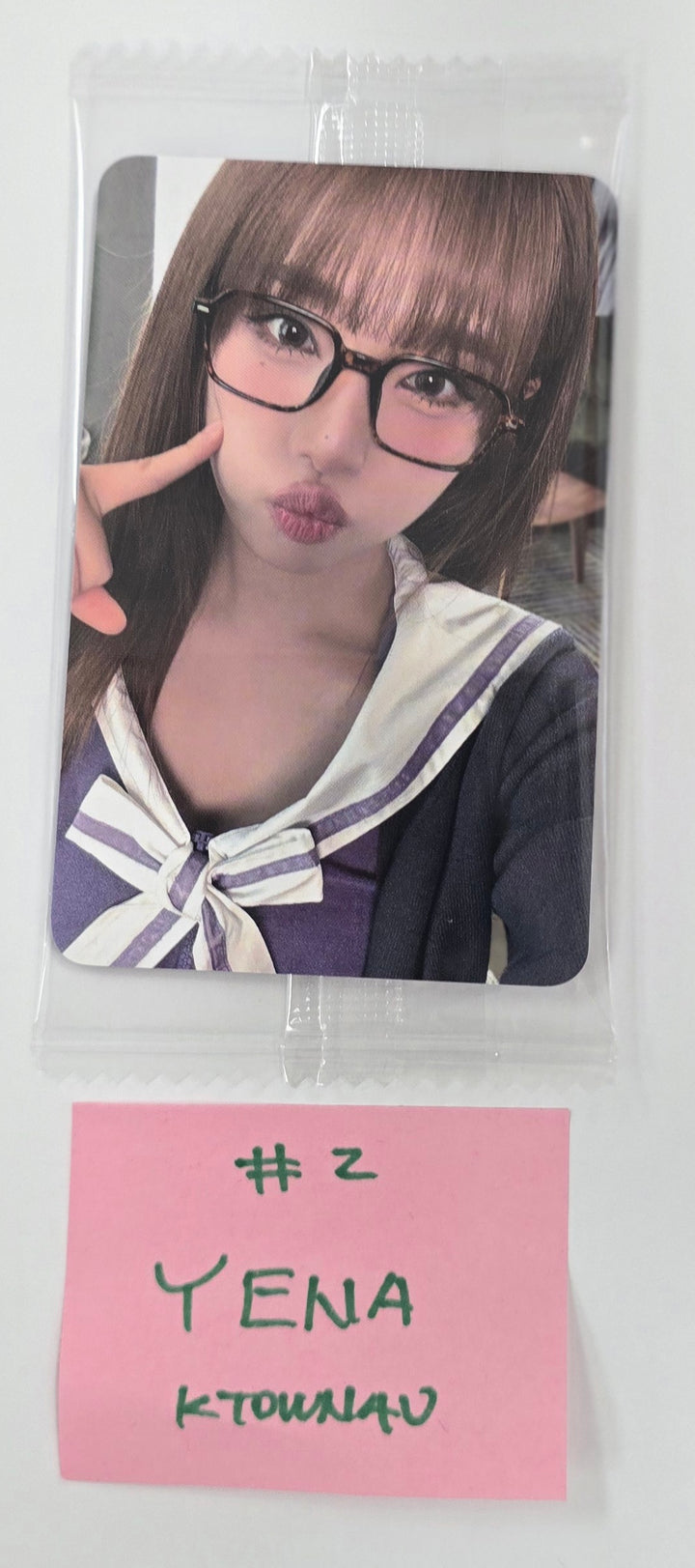 YENA "Blooming Wings" - Ktown4U x Dingo Special Gift Photocard [25.8.13]