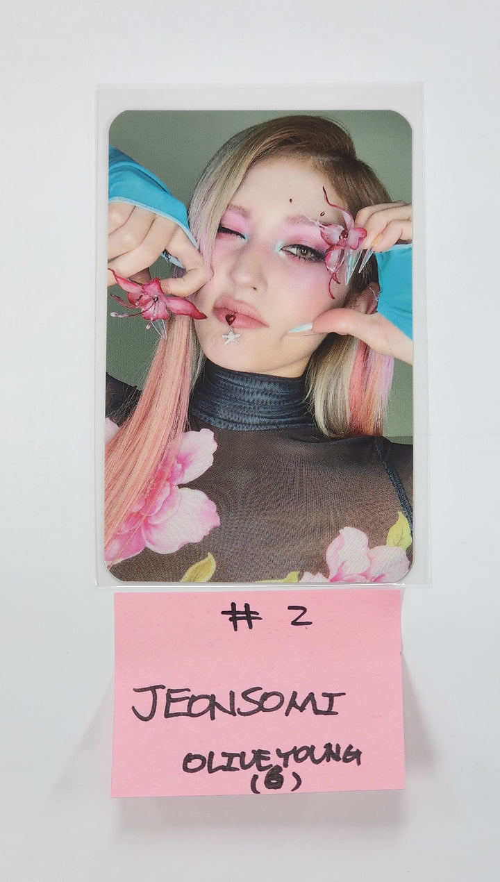 JEON SOMI "GChaotic & Confused" - Olive Young Pre-Order Benefit Photocard [25.08.13]