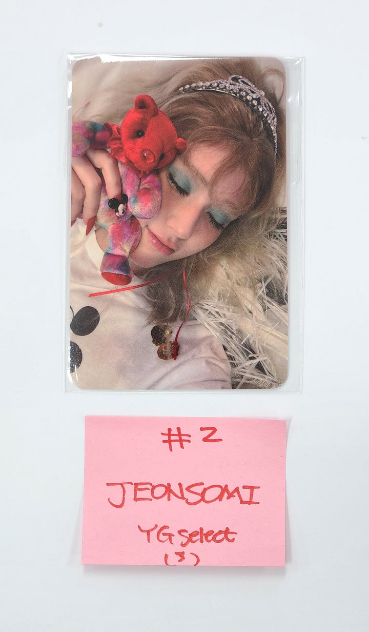 JEON SOMI "Chaotic & Confused" - YG Select Pre-Order Benefit Photocard [25.8.13]