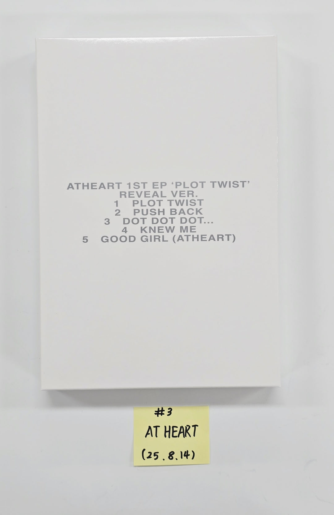 AtHeart "1st EP : Plot Twist" - Hand Autographed(Signed) Promo Album [25.8.14]