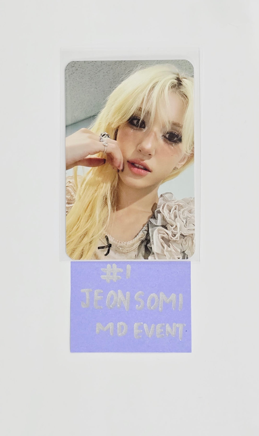 JEON SOMI "Chaotic & Confused" - Olive Young MD Event Photocard [25.08.18]