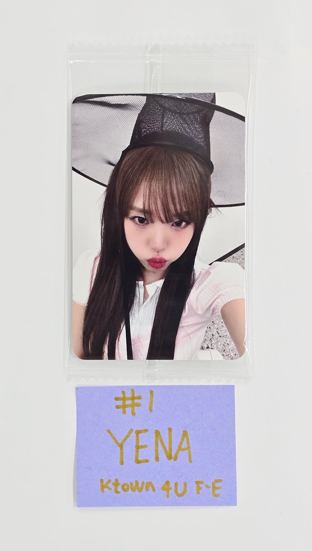 YENA "Blooming Wings" - Ktown4U Fansign Event Photocard [25.8.18]