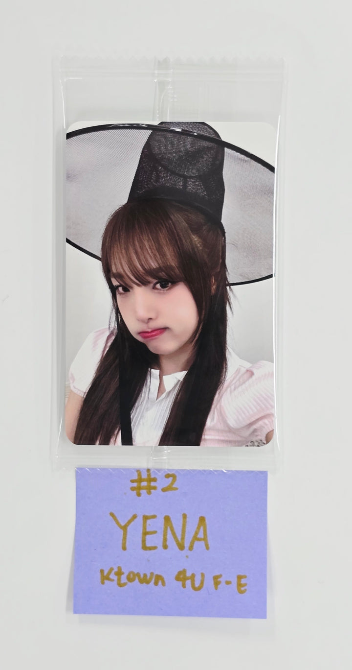 YENA "Blooming Wings" - Ktown4U Fansign Event Photocard [25.8.18]