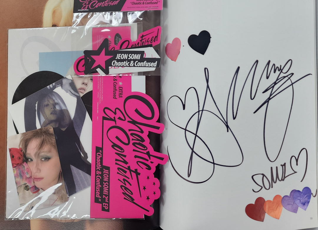 JEONSOMI "Chaotic & Confused" - Hand Autographed(Signed) Album [25.8.21]