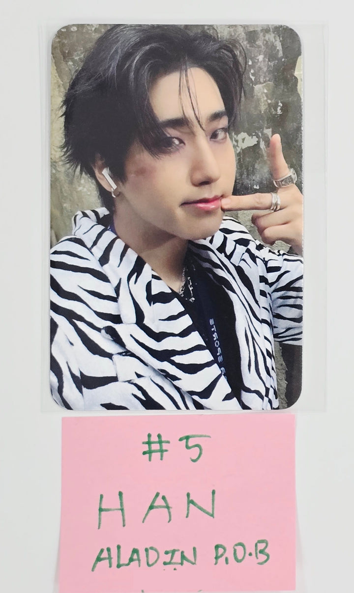 Stray Kids "KARMA" - Aladin Pre-Order Benefit Photocard [25.8.25]