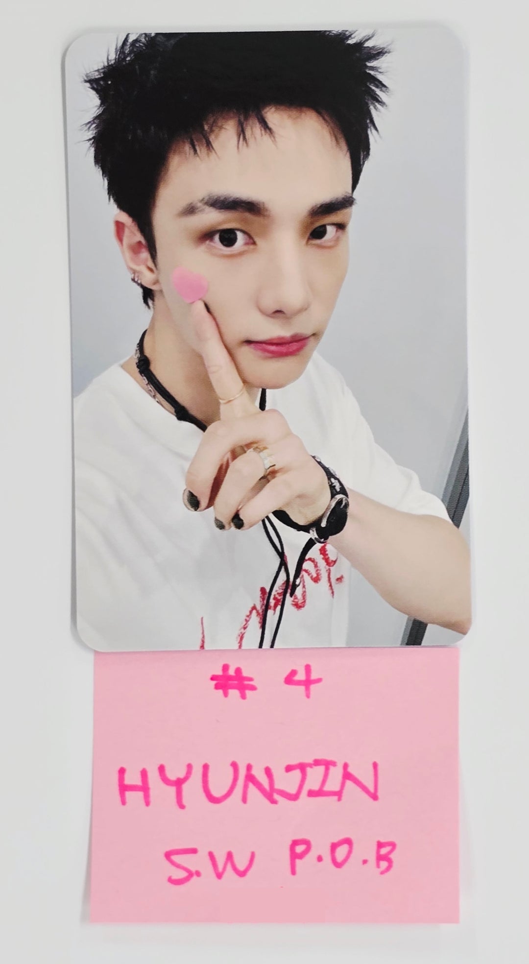 Stray Kids "KARMA" - Soundwave Pre-Order Benefit Photocard [25.8.25]