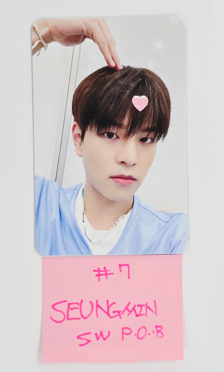 Stray Kids "KARMA" - Soundwave Pre-Order Benefit Photocard [25.8.25]