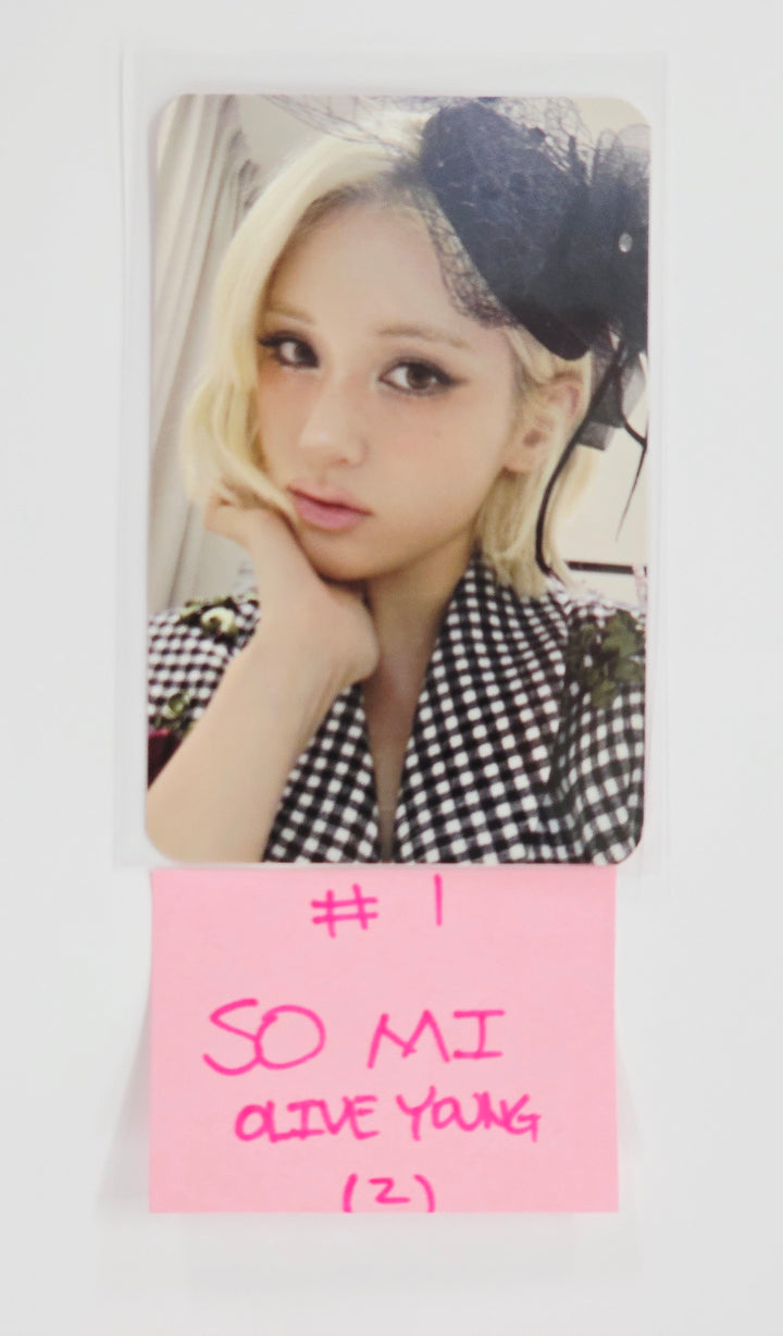 JEON SOMI "Chaotic & Confused" - Olive Young Event Photocard [25.8.25]