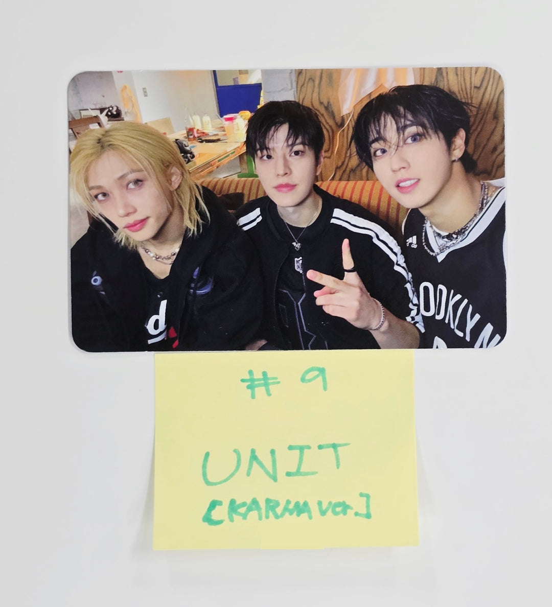 Stray Kids "KARMA" - Official Photocard [Karma Ver.] [25.8.25]