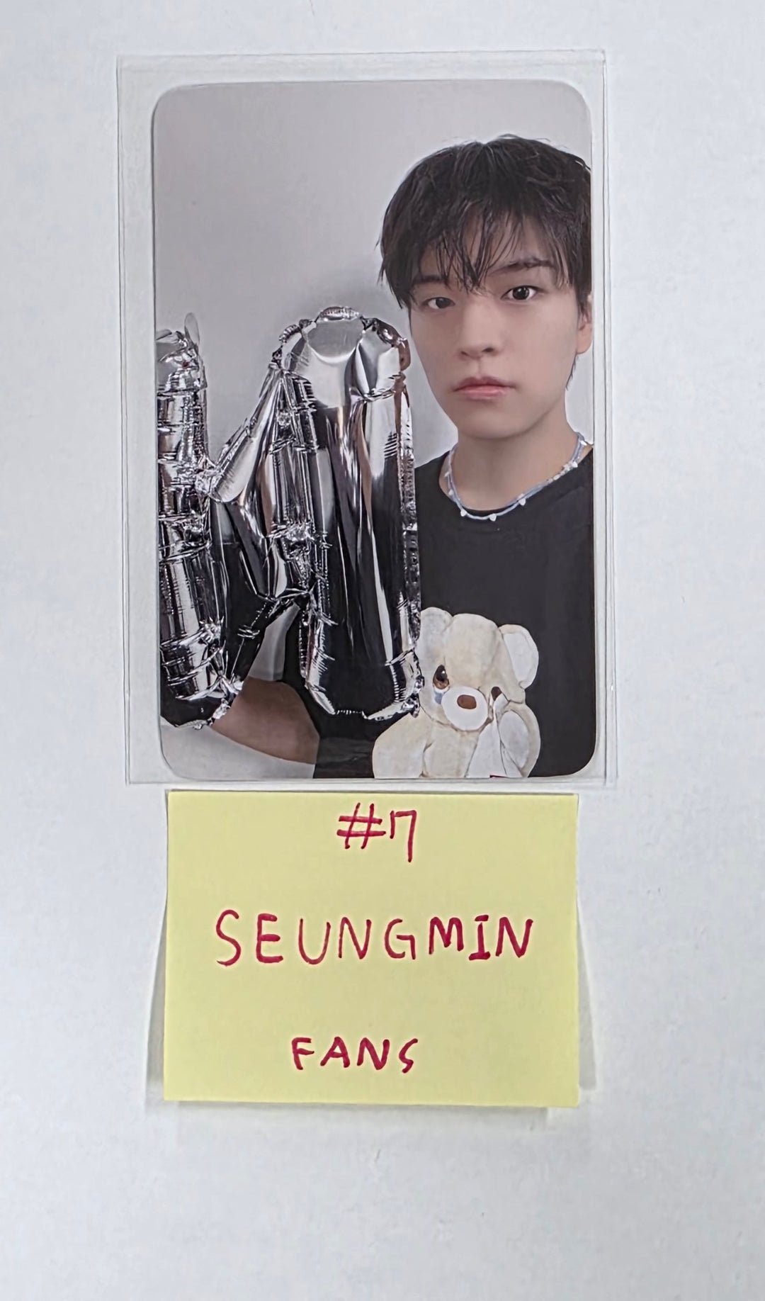 Stray Kids "KARMA" - FANS Pre-Order Benefit Photocard [25.8.26]