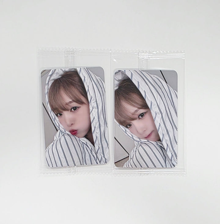 YENA "Blooming Wings" - Ktown4U Fansign Event Photocard R2 [25.8.26]