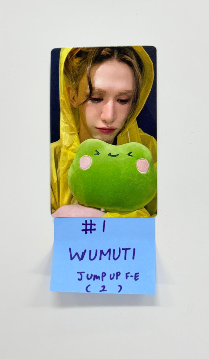 XLOV "I ONE" - Jump UP Fansign Event Photocard  R2 [25.8.27]
