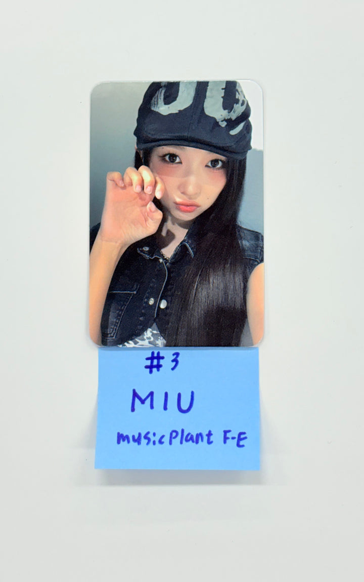 MADEIN S "MADE in BLUE" - Music Plant Fansign Event Photocard [25.8.27]