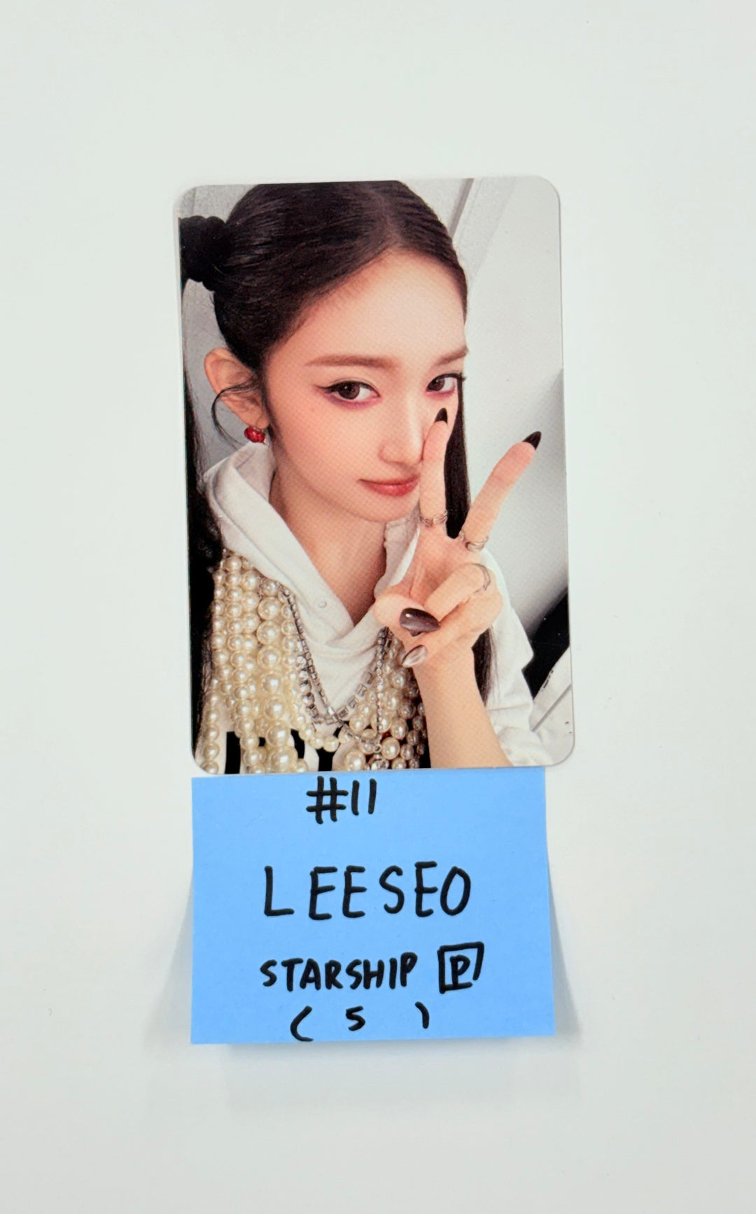 IVE "IVE SECRET" - Starship Pre Order Benefit Photocard (Photobook ver.) [25.8.27]