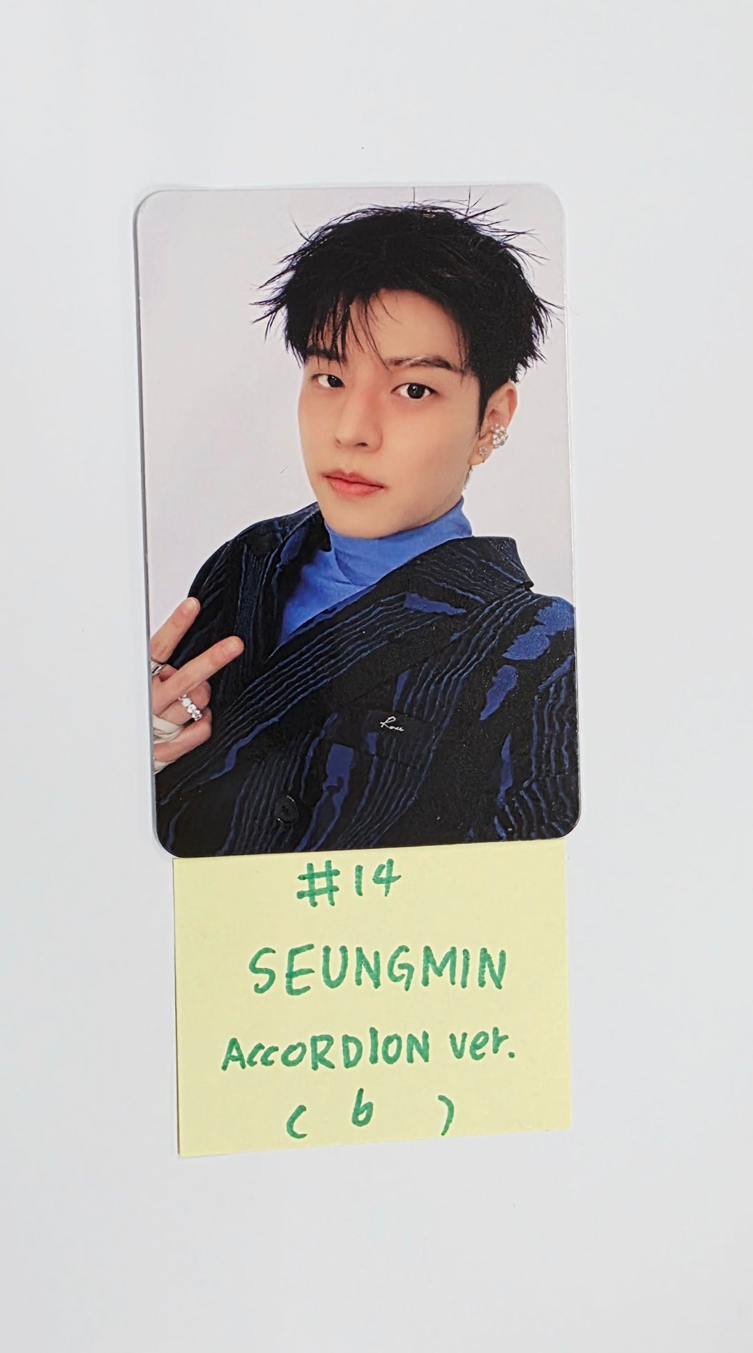 Stray Kids "KARMA" - Official Photocard [ACCORDION VER.] [25.8.28]