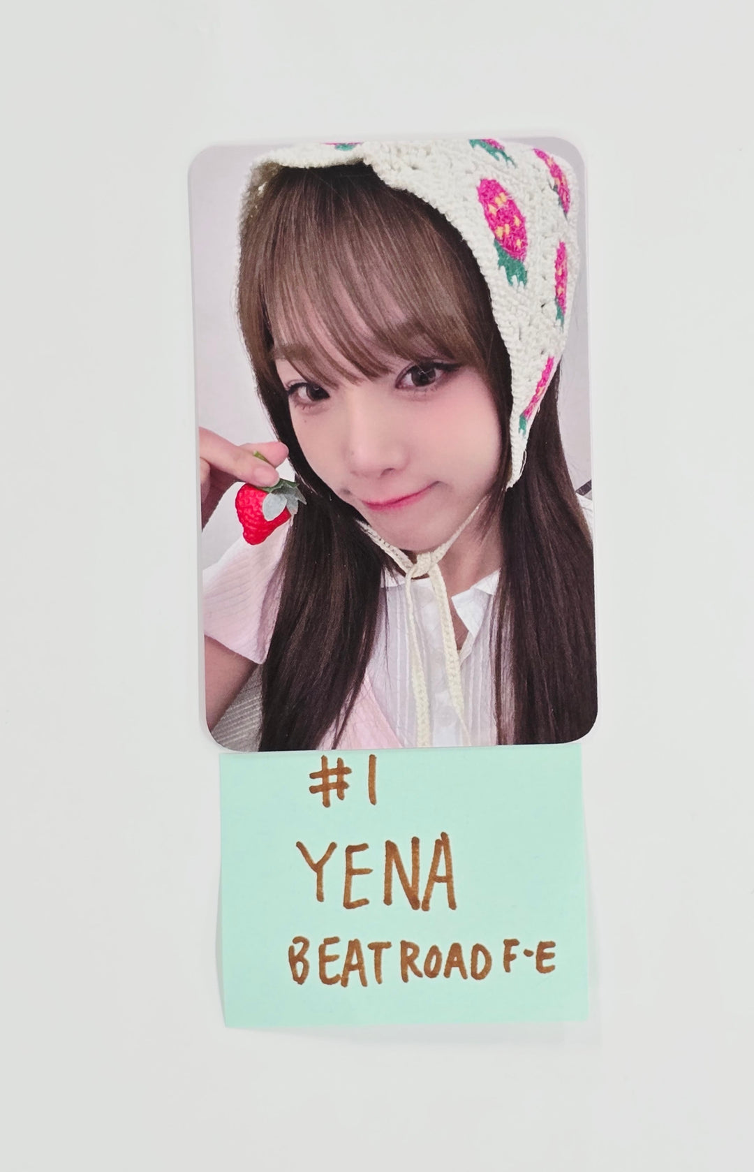 YENA "Blooming Wings" - Beatroad Fansign Event Photocard [25.8.29]