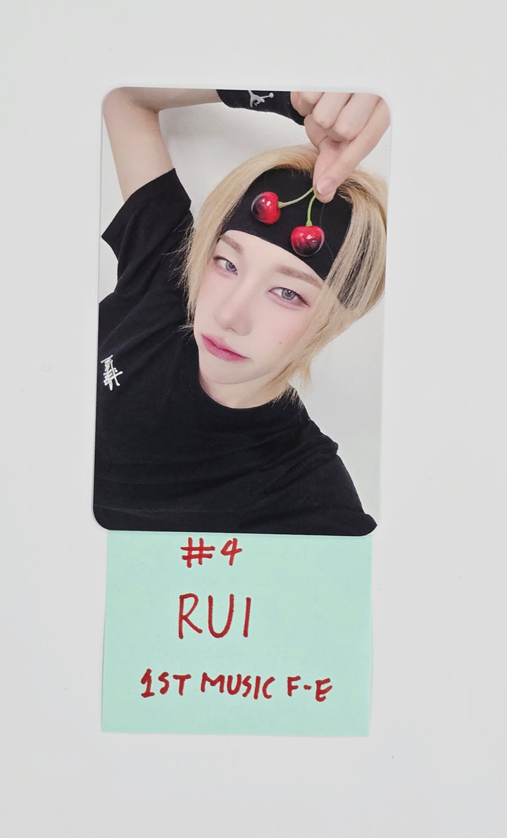 XLOV "I ONE" - 1st Music Fansign Event Photocard R3 [25.8.29]