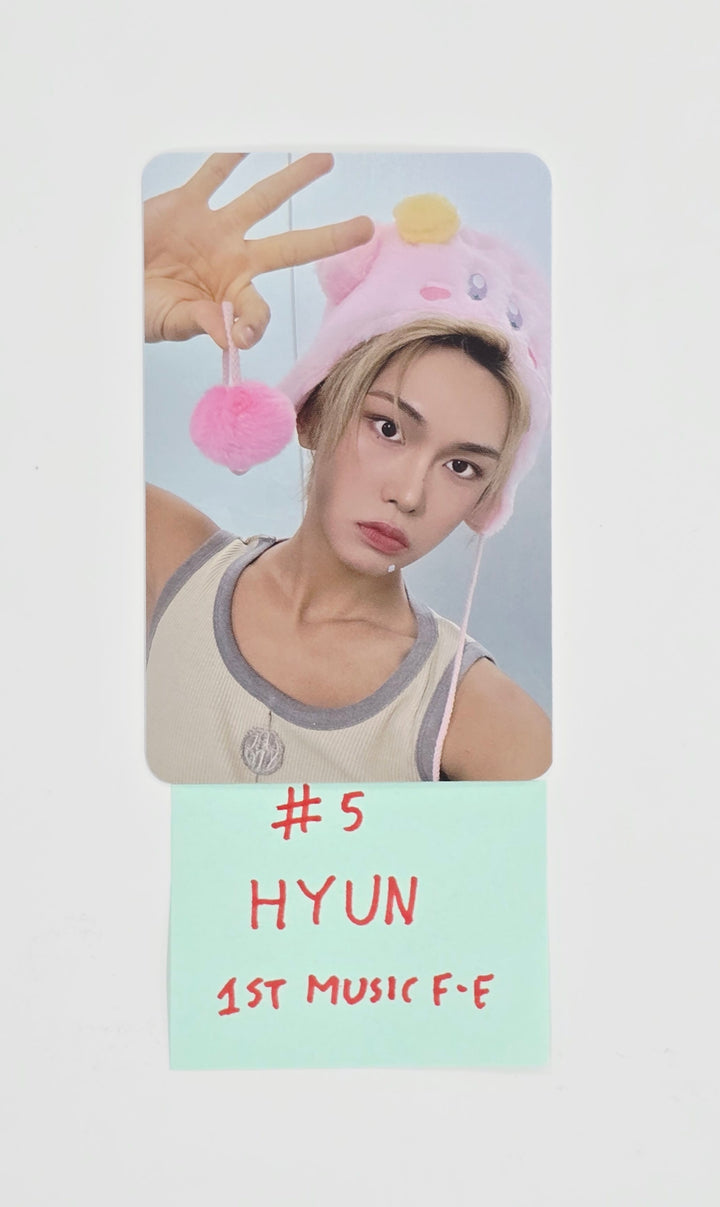 XLOV "I ONE" - 1st Music Fansign Event Photocard R3 [25.8.29]