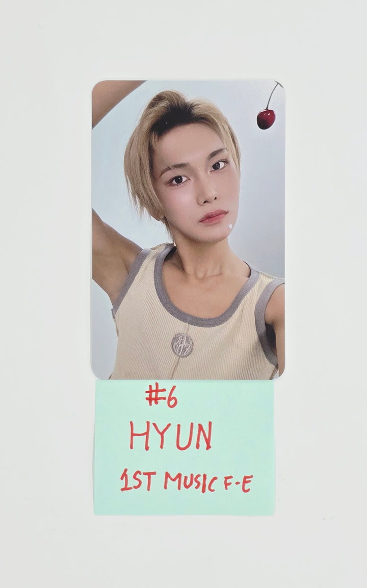 XLOV "I ONE" - 1st Music Fansign Event Photocard R3 [25.8.29]