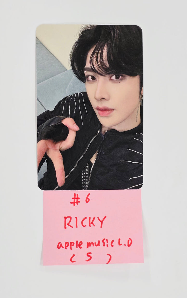 ZEROBASEONE THE 1ST FULL ALBUM "NEVER SAY NEVER" - Apple Music Lucky Draw Event Photocard [25.9.2]