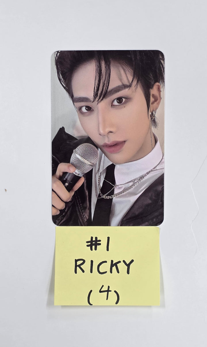 ZEROBASEONE 1st Full "NEVER SAY NEVER" - Official Photocard (PhotoBook Ver.) (2) [25.9.2]
