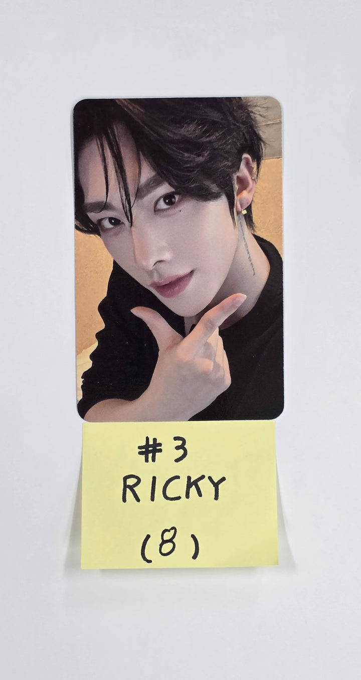 ZEROBASEONE 1st Full "NEVER SAY NEVER" - Official Photocard (PhotoBook Ver.) (2) [25.9.2]