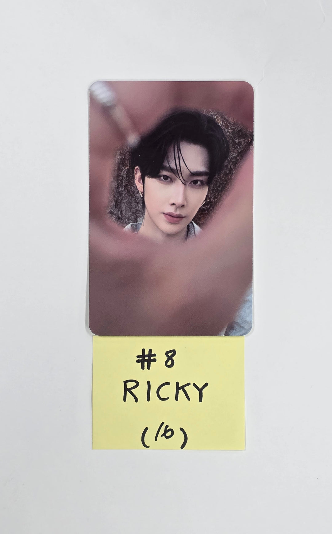 ZEROBASEONE 1st Full "NEVER SAY NEVER" - Official Photocard (PhotoBook Ver.) (2) [25.9.2]