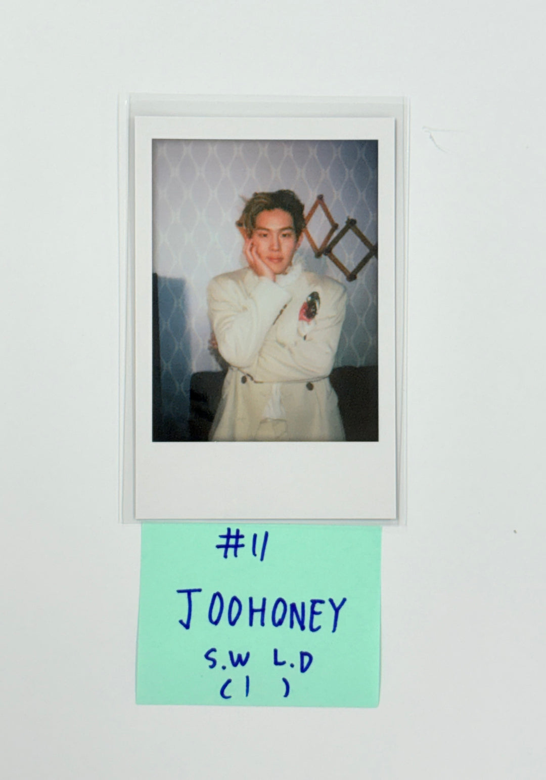 MONSTA X "THE X" - Soundwave Lucky Draw Event Photocard [25.9.3]