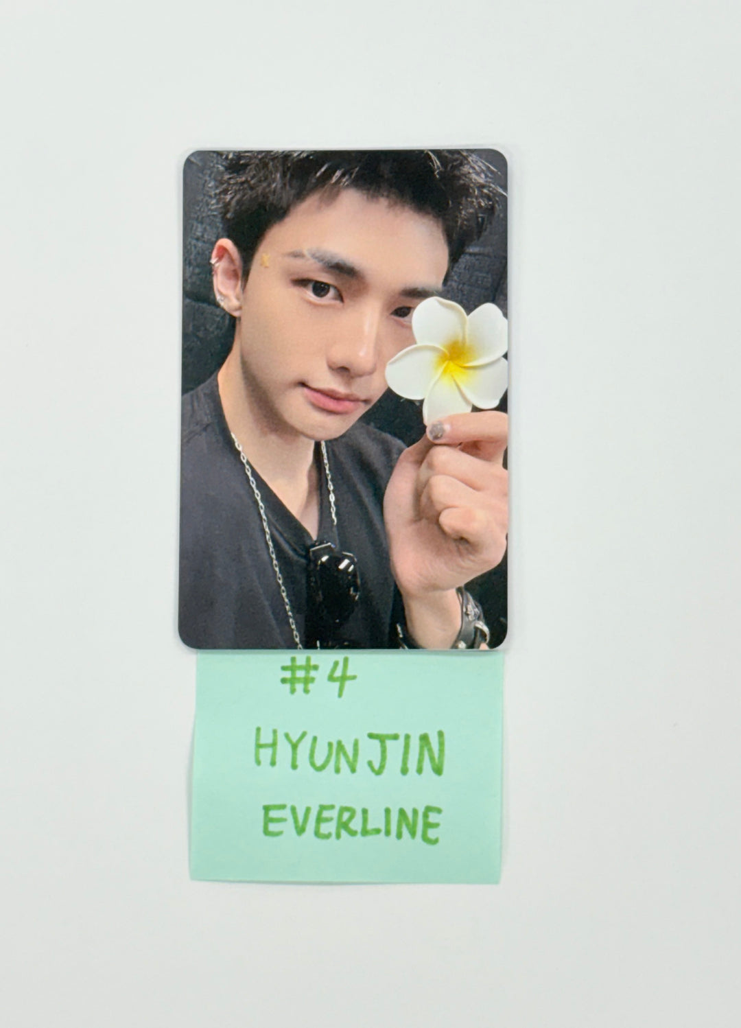 Stray Kids "KARMA" - Everline Pre-Order Benefit Photocard [25.9.3]