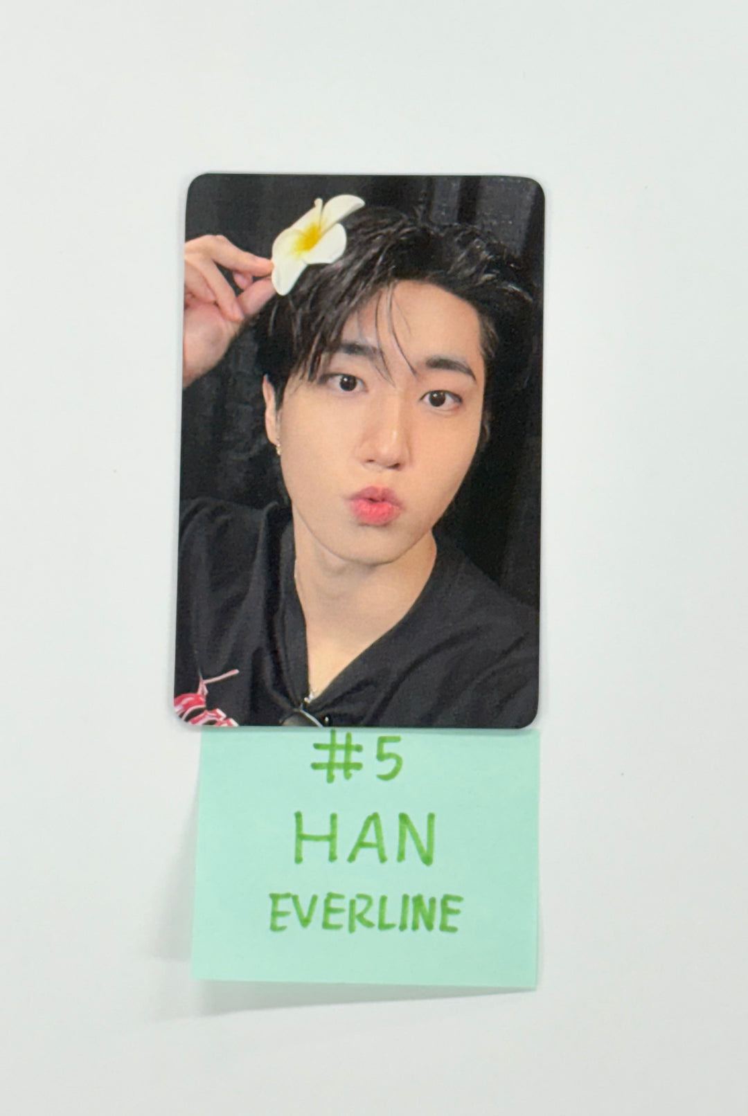 Stray Kids "KARMA" - Everline Pre-Order Benefit Photocard [25.9.3]
