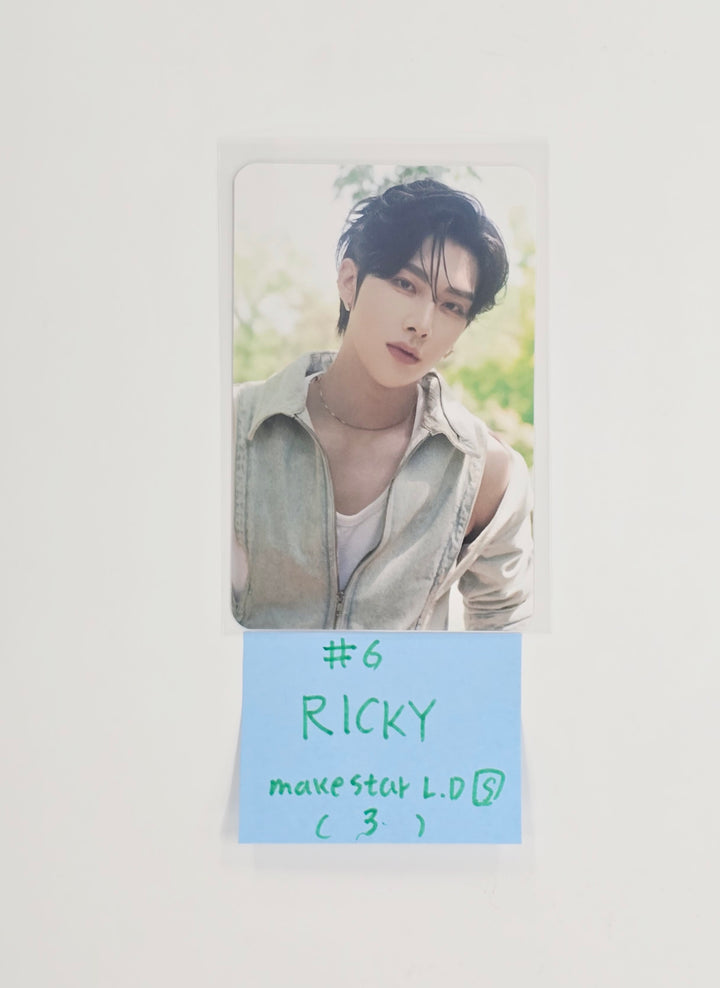ZEROBASEONE THE 1ST FULL ALBUM "NEVER SAY NEVER" - Makestar Lucky Draw Event Photocard [Photobook ver. (ICON & ORDINARY)SET] [25.9.4]