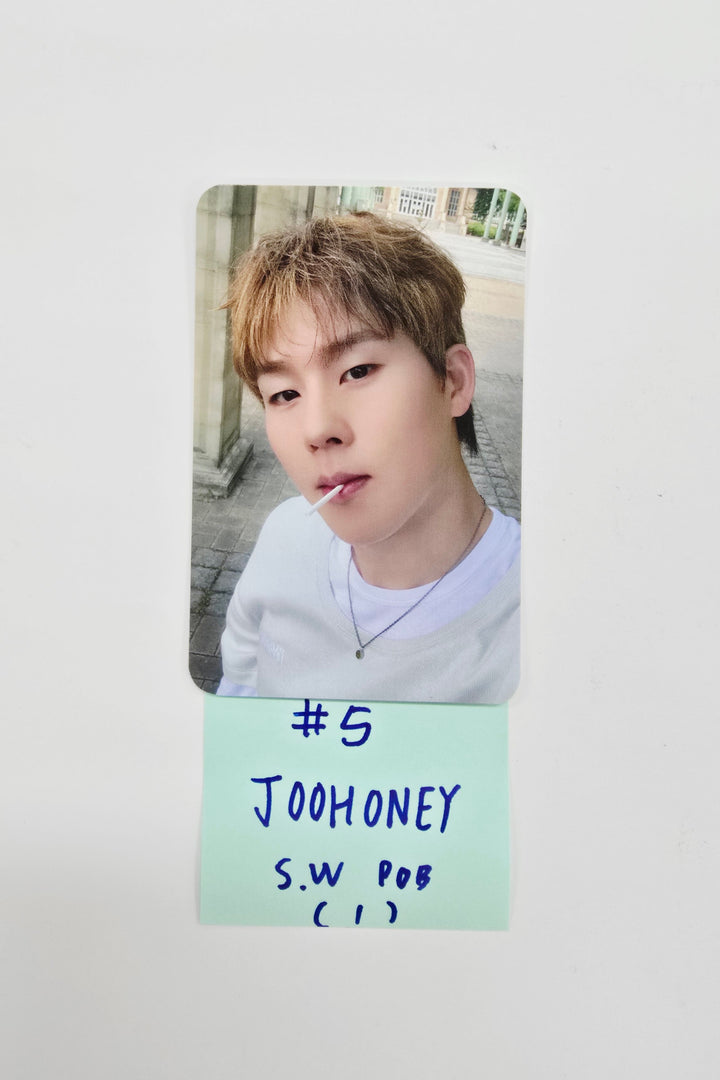 MONSTA X "THE X" - Soundwave Pre-Order Benefit Photocard [25.9.8]