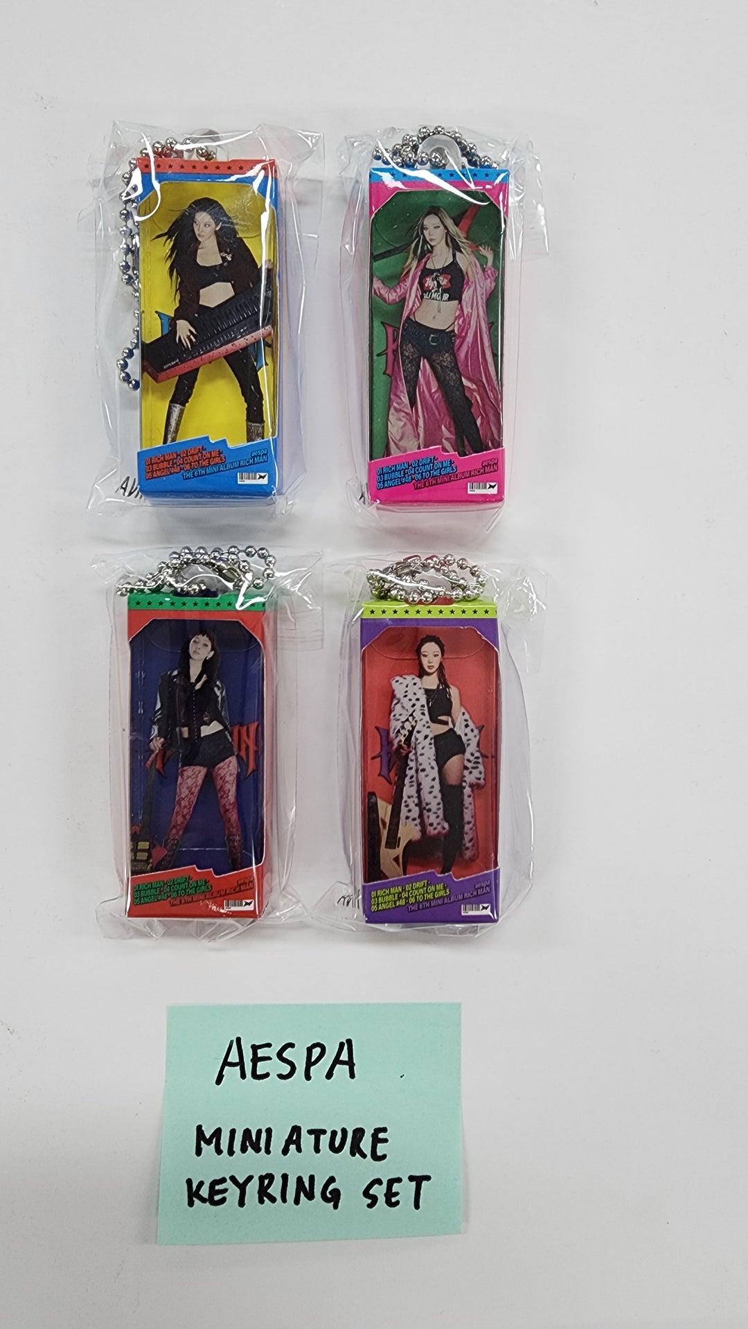 AESPA - WEEK #RichMan POP-UP STORE Random Capsule Machine Keyring set(4ea) [25.9.8]