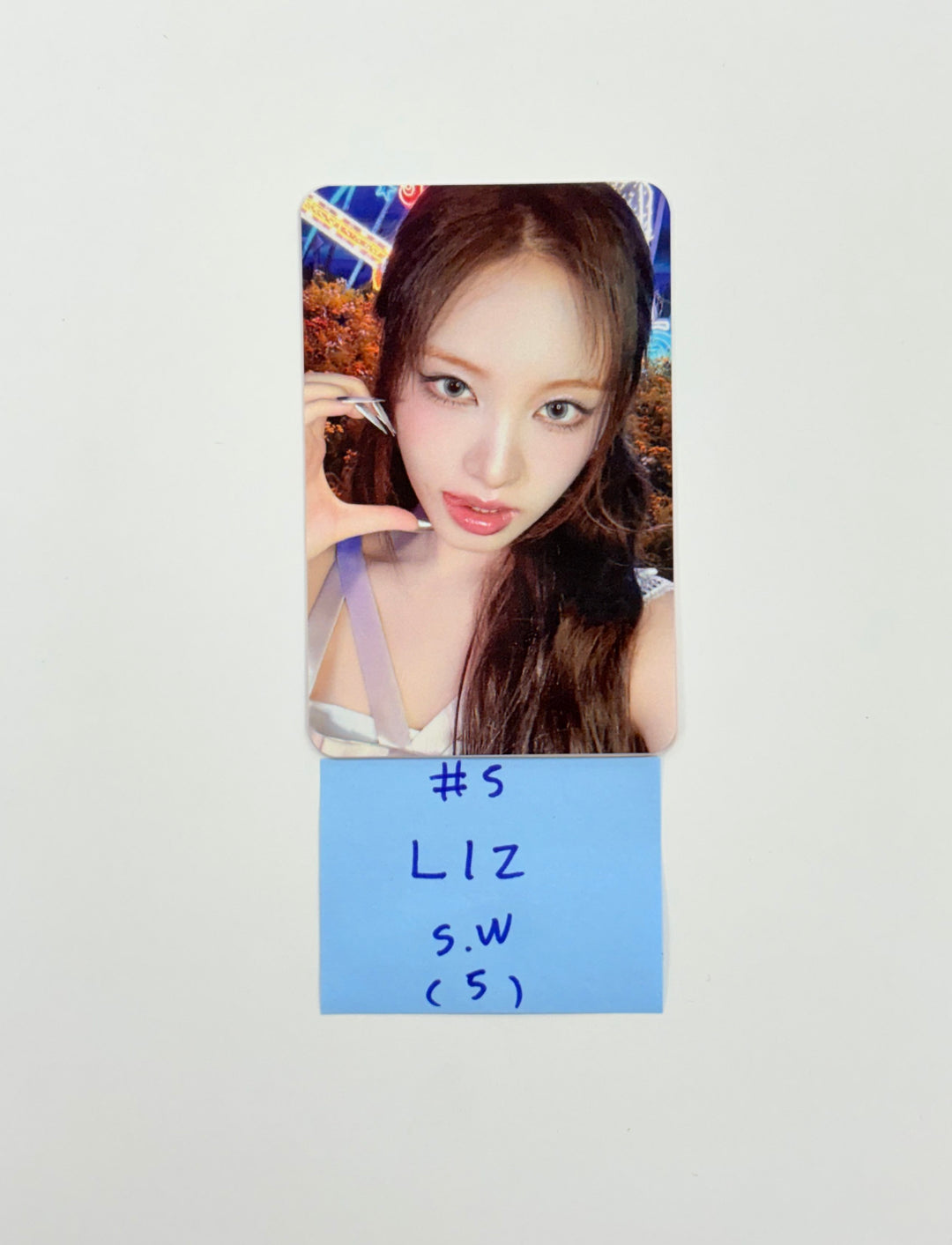 IVE "IVE SECRET" - Soundwave Pre Order Benefit Photocard (Photobook ver.) [25.9.9]