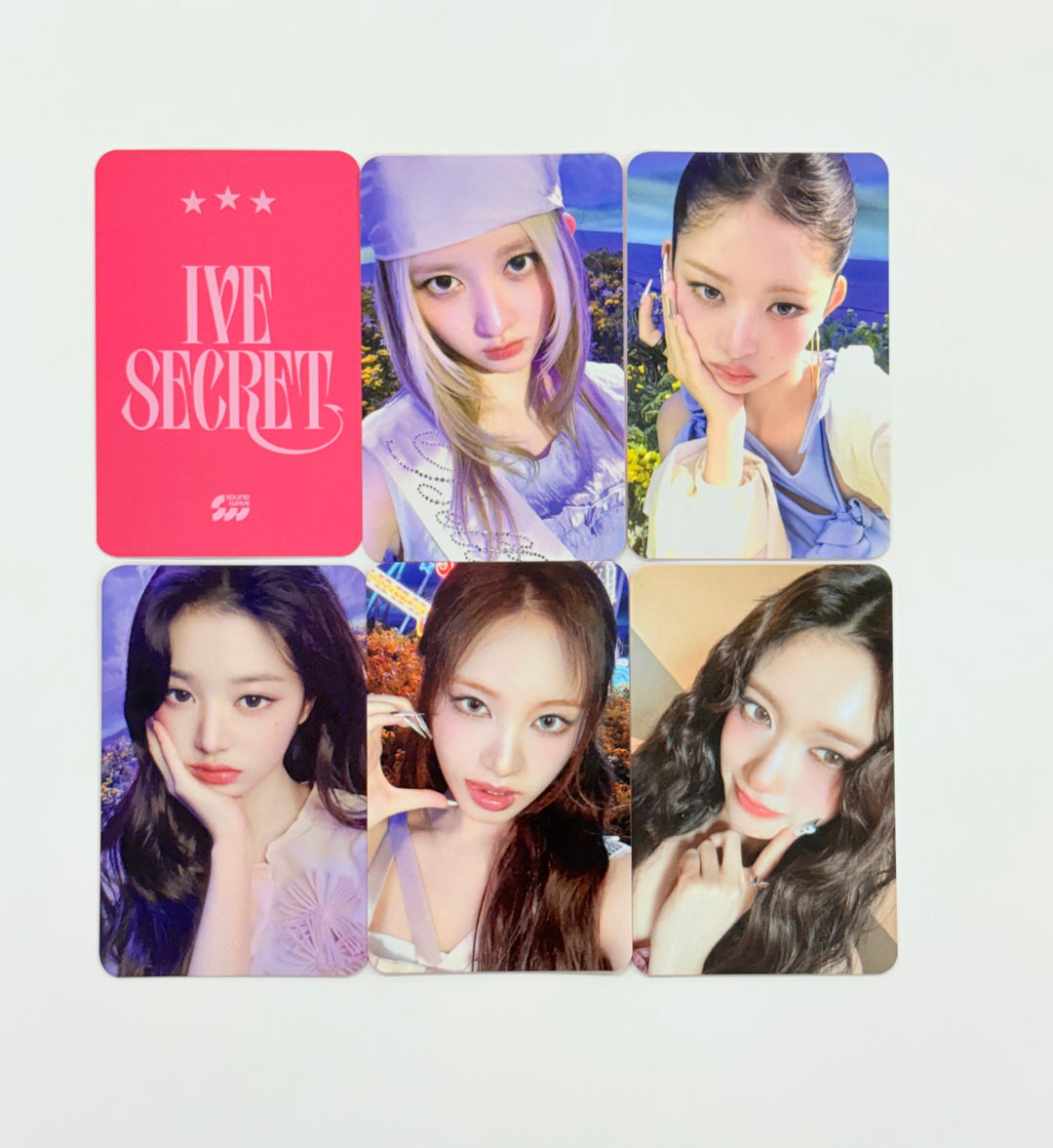 IVE "IVE SECRET" - Soundwave Pre Order Benefit Photocard (Photobook ver.) [25.9.9]
