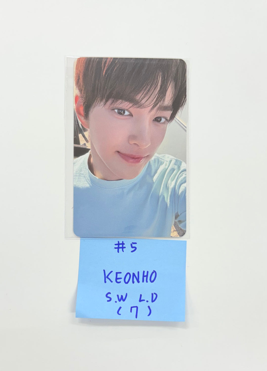 CORTIS 1st EP album "Color Outside The Line" - Soundwave Lucky Draw Event Photocard [25.9.9]