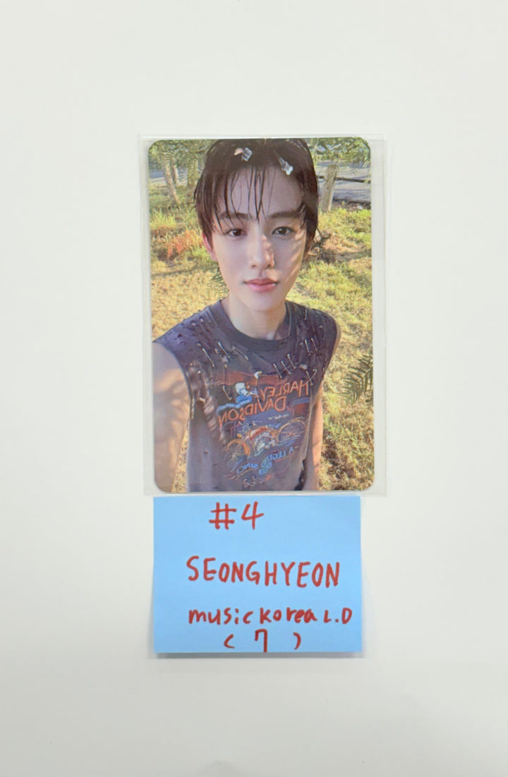 CORTIS 1st EP album "Color Outside The Line" - Music Korea Lucky Draw Event Photocard [25.9.9]